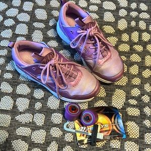Girls Heely’s Size 3 Purple new wheels